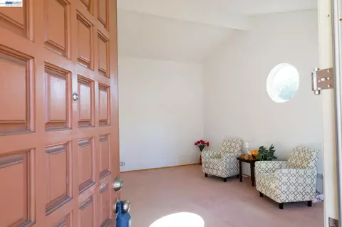 Entry Way - 1603 Morgan St, Mountain View, CA 94043 photo 1 of 4