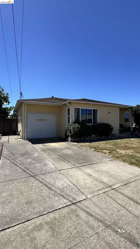 15357 Edgemoor St, San Leandro, CA 94579 photo 2