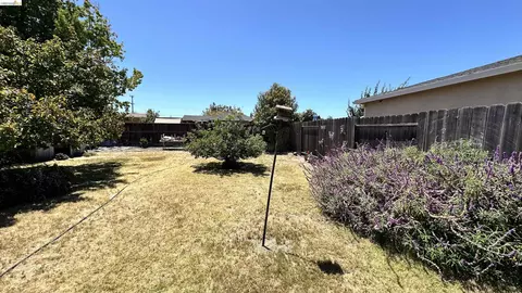 15357 Edgemoor St, San Leandro, CA 94579 photo 10