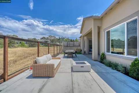 Exterior - 1023 Bridger Dr, Rescue, CA 95672 photo 21 of 33