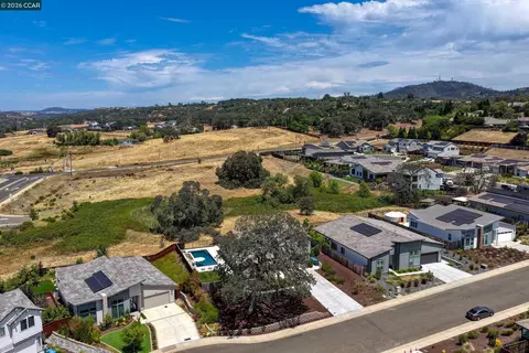 View/Area - 1023 Bridger Dr, Rescue, CA 95672 photo 6 of 9