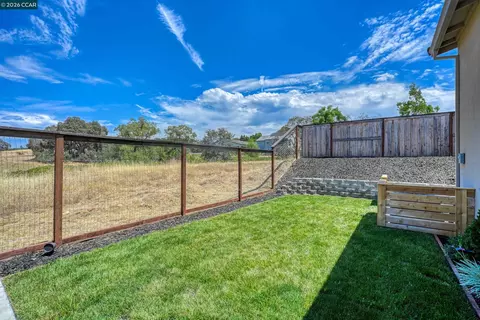 Exterior - 1023 Bridger Dr, Rescue, CA 95672 photo 23 of 33