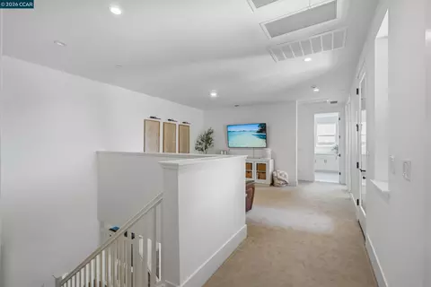 Entry Way - 1023 Bridger Dr, Rescue, CA 95672 photo 5 of 8