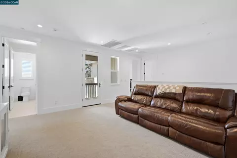 Entry Way - 1023 Bridger Dr, Rescue, CA 95672 photo 8 of 8