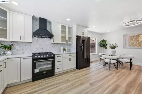 Kitchen - 36202 Worthing Dr, Newark, CA 94560 photo 3 of 3