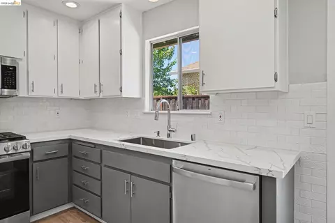 Kitchen - 4241 Salgado Ave, Oakley, CA 94561 photo 3 of 3