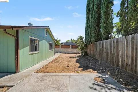 Exterior - 4241 Salgado Ave, Oakley, CA 94561 photo 8 of 10