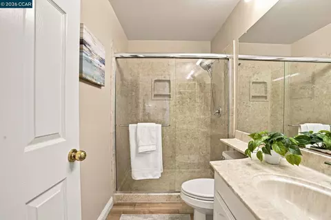 Bath - 636 Julpun Loop, Clayton, CA 94517 photo 5 of 5