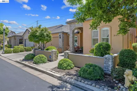Exterior - Undisclosed, Visalia, CA 93277 photo 4 of 6