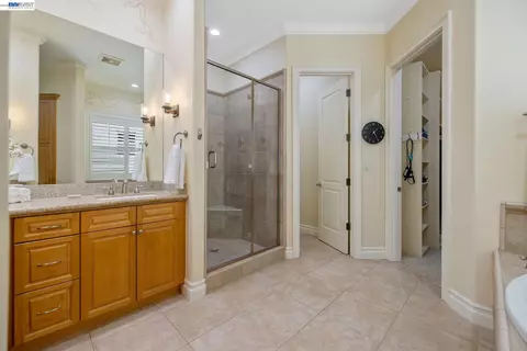 Bath - Undisclosed, Visalia, CA 93277 photo 2 of 4