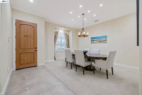Entry Way - Undisclosed, Visalia, CA 93277 photo 1 of 9