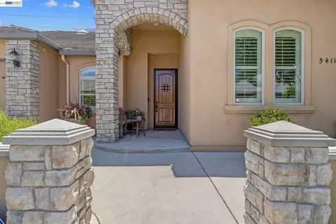 Other - Undisclosed, Visalia, CA 93277 photo 1 of 10