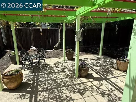 Exterior - 5017 Murchio Dr, Concord, CA 94521 photo 3 of 3