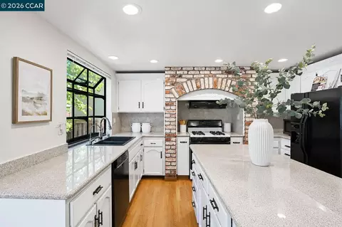Kitchen - 5017 Murchio Dr, Concord, CA 94521 photo 1 of 3