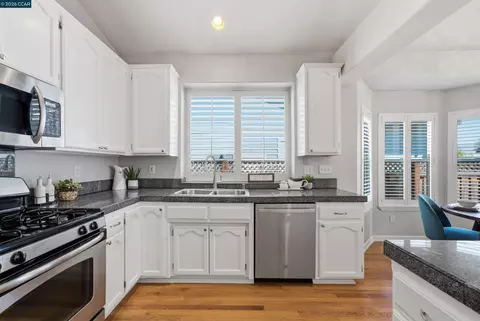 Kitchen - 6 Moss Ct, Napa, CA 94558 photo 7 of 7