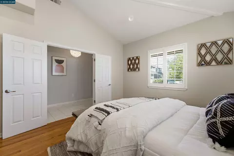 Bedroom - 6 Moss Ct, Napa, CA 94558 photo 4 of 13