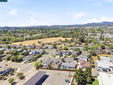 View/Area - 6 Moss Ct, Napa, CA 94558 photo 13 of 17