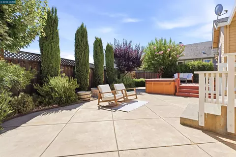 Exterior - 6 Moss Ct, Napa, CA 94558 photo 14 of 20