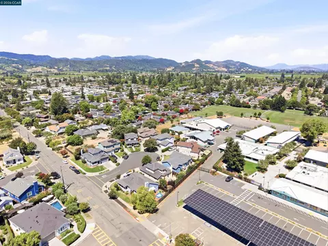 View/Area - 6 Moss Ct, Napa, CA 94558 photo 12 of 17