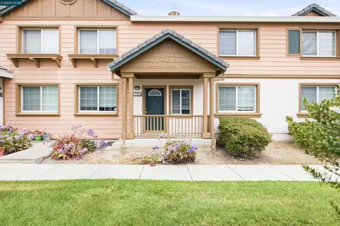 Exterior - 712 Daniels Ave, Vallejo, CA 94590 photo 4 of 4