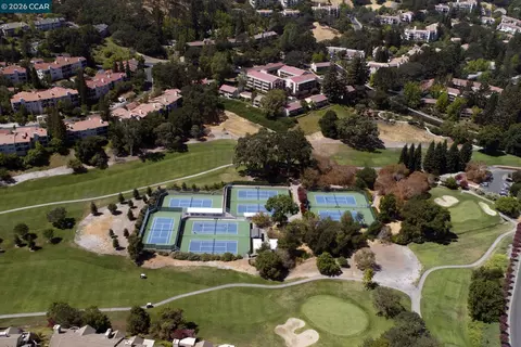 View/Area - 2000 Pine Knoll Dr #2, Walnut Creek, CA 94595 photo 2 of 2