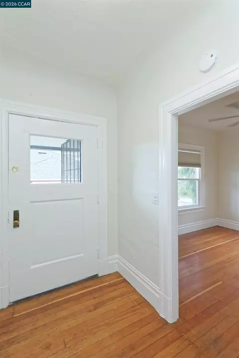 Entry Way - 2012 E 15th St, Oakland, CA 94606 photo 1 of 1