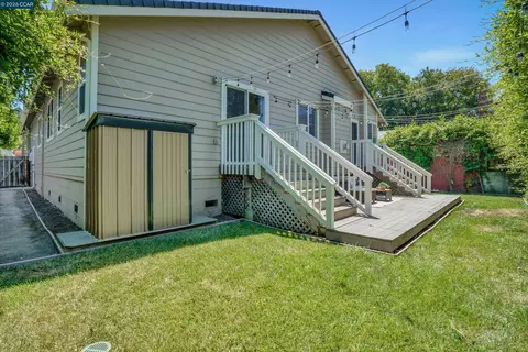 Exterior - 3190 Castro St, Martinez, CA 94553 photo 5 of 9