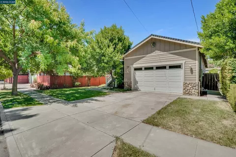 Exterior - 3190 Castro St, Martinez, CA 94553 photo 7 of 9