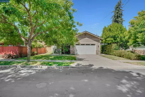 Exterior - 3190 Castro St, Martinez, CA 94553 photo 6 of 9