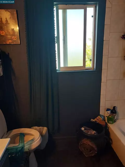 Bath - 1212 Marcus Ct, Antioch, CA 94509 photo 9 of 12