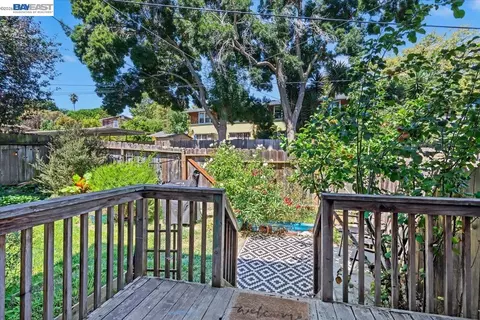 Exterior - 44 Parrott St, Vallejo, CA 94590 photo 3 of 5