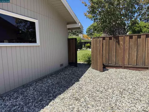 Exterior - 423 Deerfield Dr, Moraga, CA 94556 photo 11 of 11