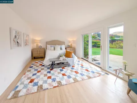 Bedroom - 423 Deerfield Dr, Moraga, CA 94556 photo 1 of 4