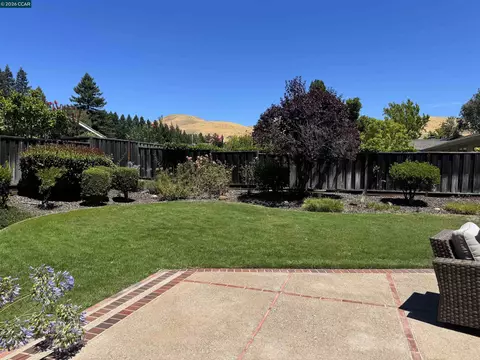 Exterior - 423 Deerfield Dr, Moraga, CA 94556 photo 8 of 11