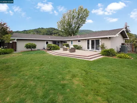 Exterior - 423 Deerfield Dr, Moraga, CA 94556 photo 5 of 11