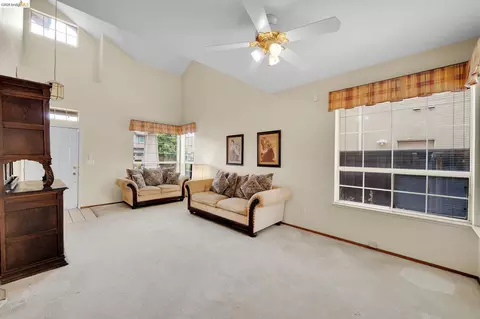 Living - 1553 Shadowood Ct, Tracy, CA 95376 photo 1 of 9