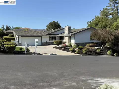 174 Town And Country Dr, Danville, CA 94526