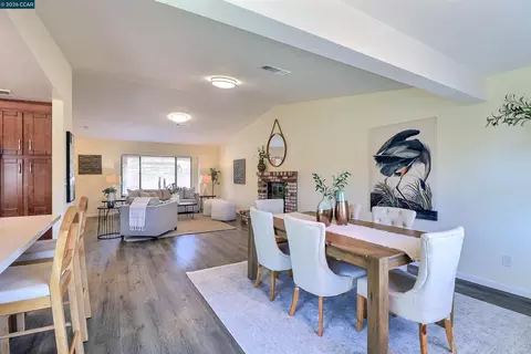 Dining - 4323 Arleda Ln, Concord, CA 94521 photo 3 of 4