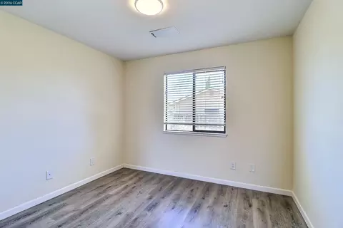 Bedroom - 4323 Arleda Ln, Concord, CA 94521 photo 5 of 7