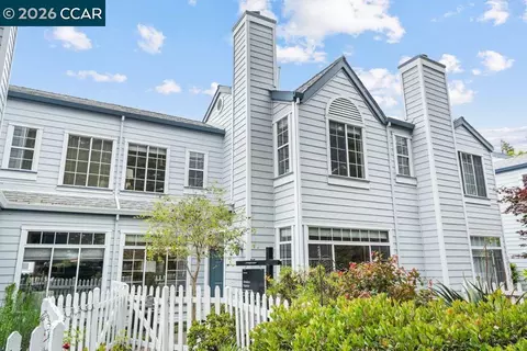 Exterior - 208 Commodore Dr, Richmond, CA 94804 photo 2 of 10