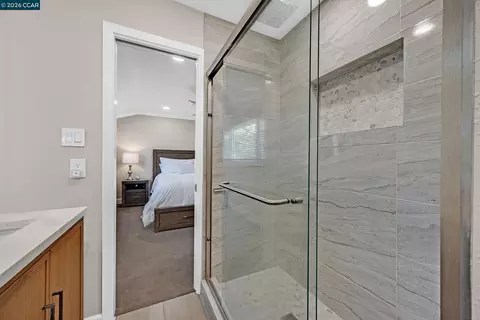 Bath - 11698 Serra Ct, Dublin, CA 94568 photo 3 of 5