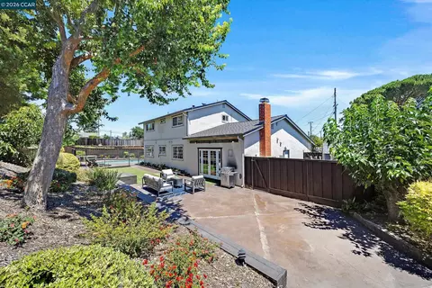 Exterior - 11698 Serra Ct, Dublin, CA 94568 photo 5 of 13