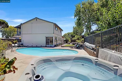 Exterior - 11698 Serra Ct, Dublin, CA 94568 photo 13 of 13