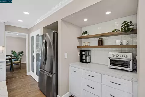 Kitchen - 11698 Serra Ct, Dublin, CA 94568 photo 3 of 7