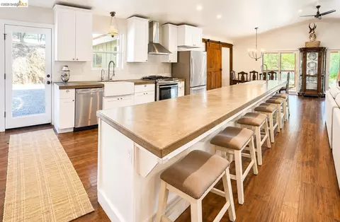 5945 Clements Pl, Valley Springs, CA 95252