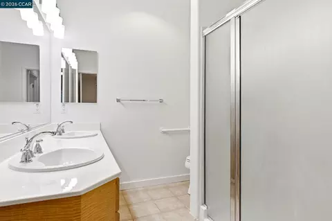 Bath - 5501 De Marcus Blvd #218, Dublin, CA 94568 photo 2 of 3