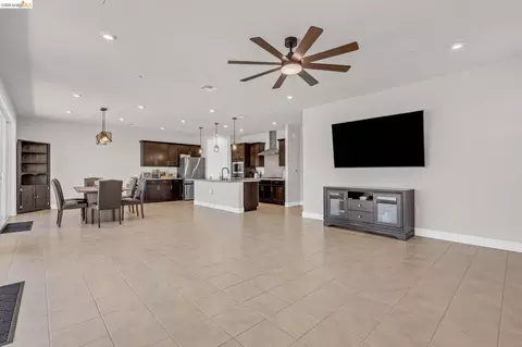 Other - 1553 Base Ct, Dixon, CA 95620 photo 2 of 5