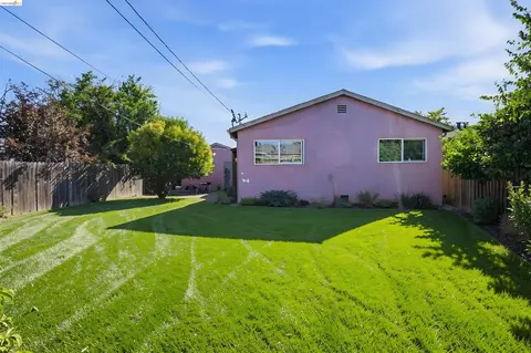 Exterior - 145 Rounds St, Vallejo, CA 94589 photo 9 of 10