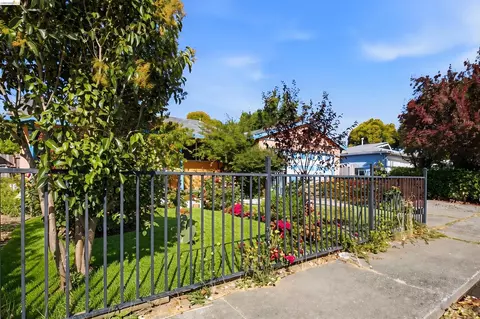 Exterior - 145 Rounds St, Vallejo, CA 94589 photo 3 of 10