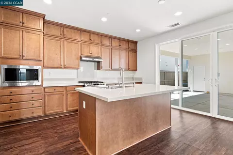 Kitchen - 3000 Granger St, Tracy, CA 95377 photo 1 of 5